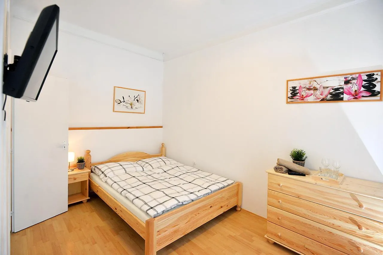 Fonix Panzio Hotel Eger 0*,  Hungary