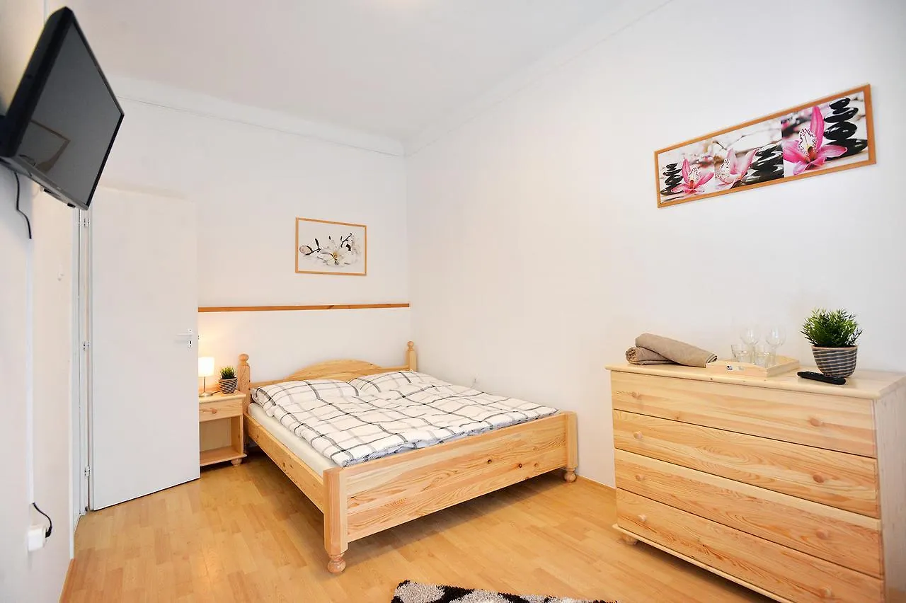 Fonix Panzio Hotel Eger Bed & Breakfast