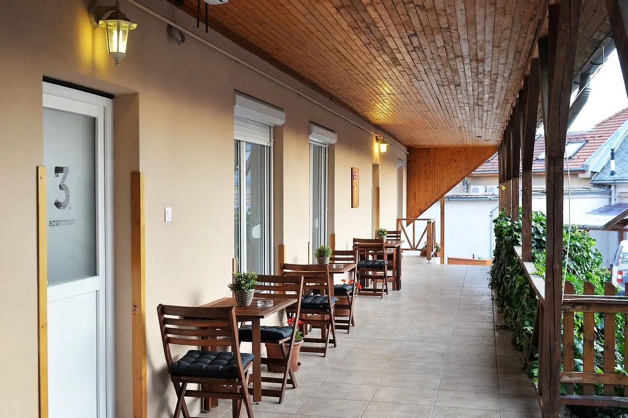 Bed & Breakfast Fonix Panzio Hotel Eger